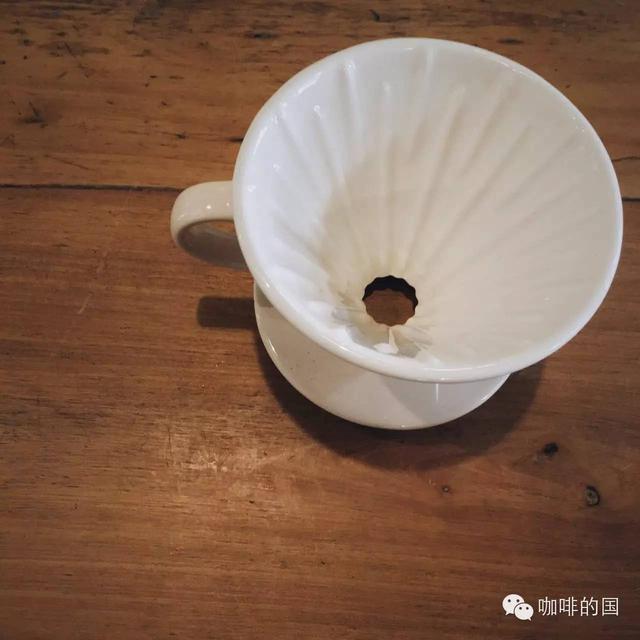 咖啡冲煮器具：（涨知识）形式多样的滤杯到底该如何选择？