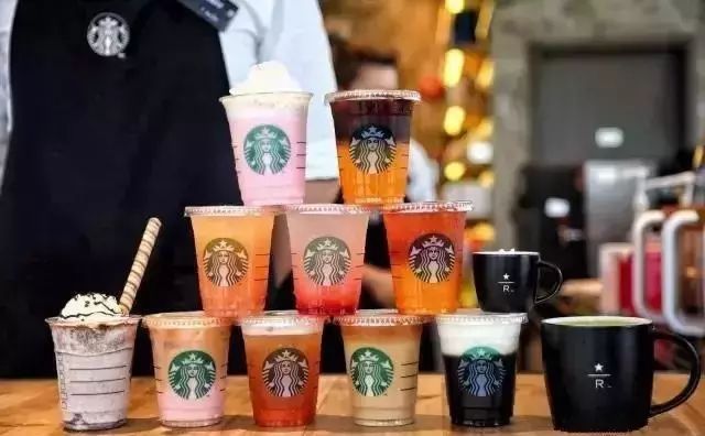 星巴克特调配方爆光！星巴克Starbucks型男特调咖啡师‘隐藏菜单