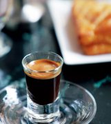 经典意式浓缩咖啡搭配指南 espresso浓缩咖啡正确喝法礼仪介绍