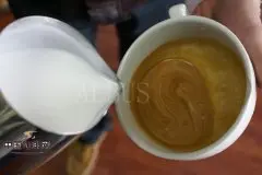 精品咖啡学 详解咖啡拉花分解图