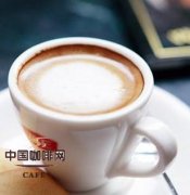 意式咖啡Macchiato 缩小版的卡布其诺