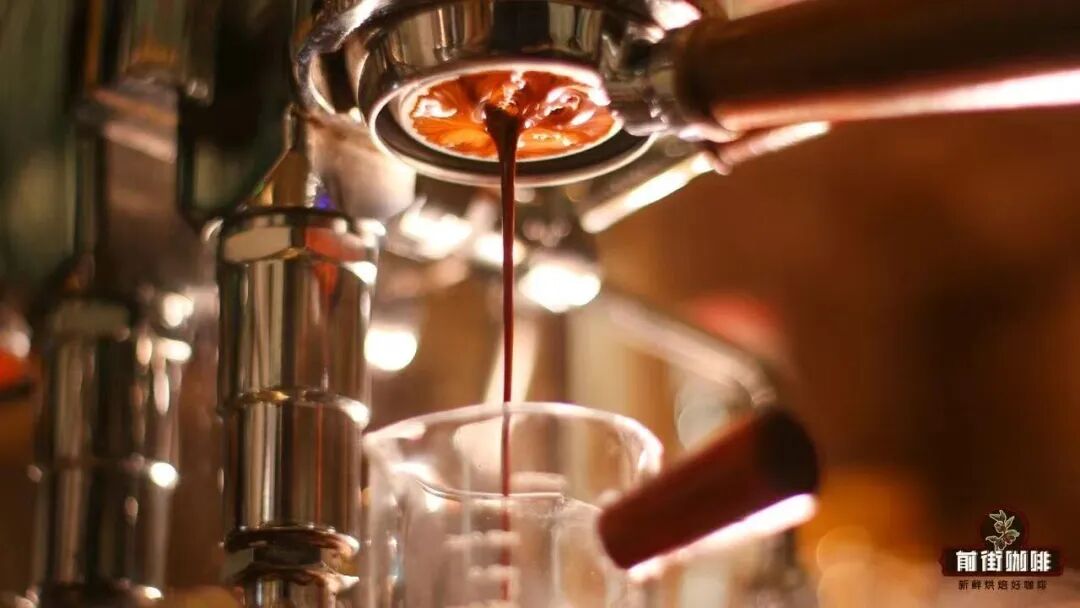 如何正確品鑑意大利espresso咖啡？意式濃縮咖啡標準做法是什麼？